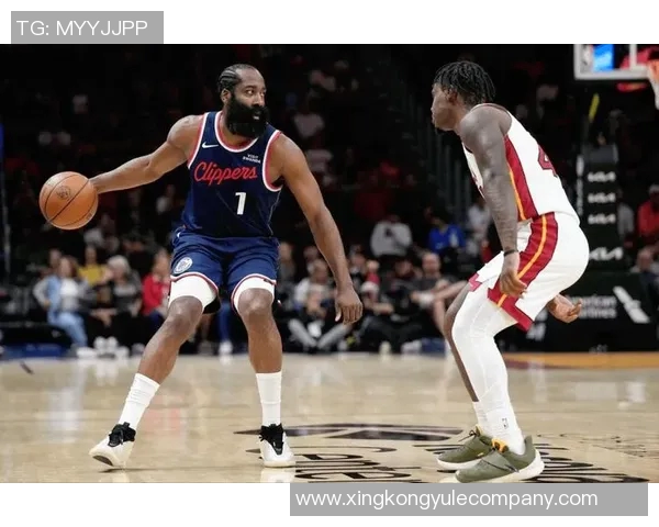 哈登19分钟正负值惨遭39只打两节加2分钟被卢按死真是难顶