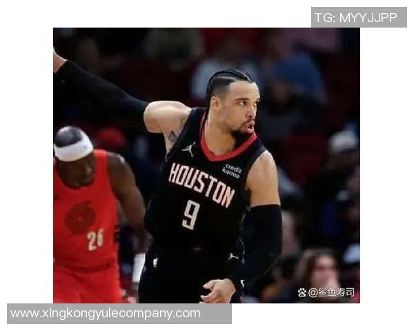 狄龙赞布克突破能力与防守智慧助力队友成长与发展